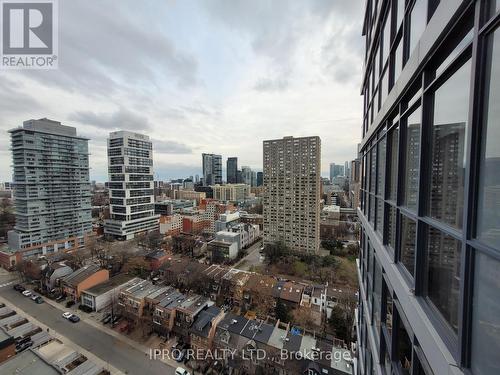 2101 - 25 Carlton Street, Toronto, ON - Outdoor With View