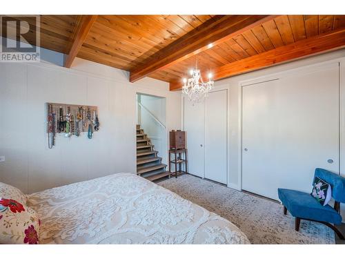 1618 Duncan Ave E Avenue, Penticton, BC - Indoor Photo Showing Bedroom