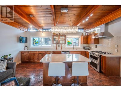 1618 Duncan Ave E Avenue, Penticton, BC - Indoor Photo Showing Kitchen