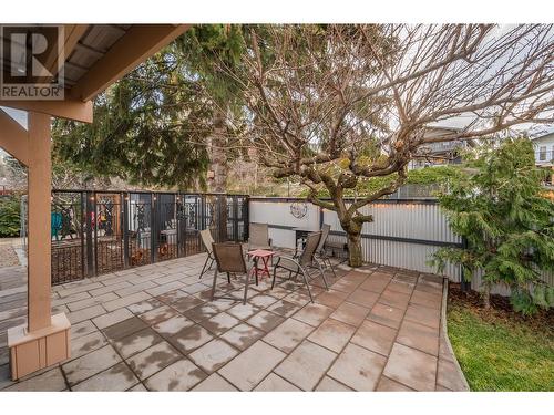 1618 Duncan Ave E Avenue, Penticton, BC - Outdoor With Deck Patio Veranda