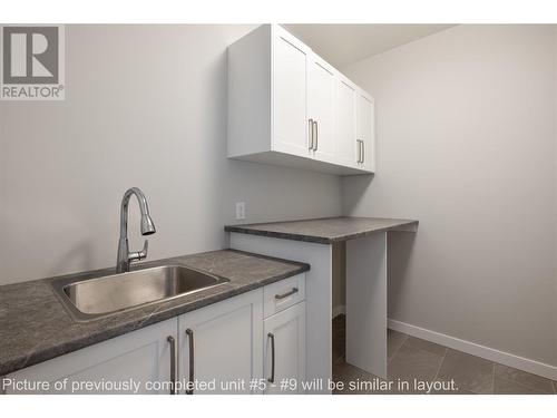 595 Vineyard Way N Unit# 9, Vernon, BC - Indoor Photo Showing Laundry Room