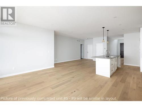 595 Vineyard Way N Unit# 9, Vernon, BC - Indoor Photo Showing Kitchen