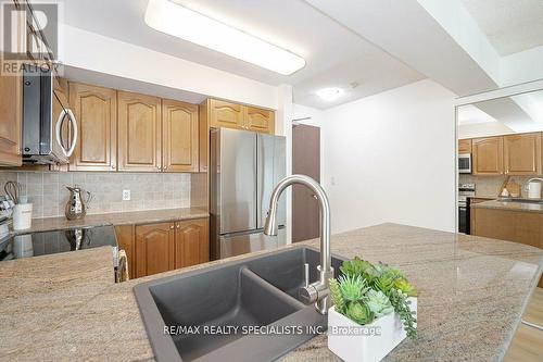 1615 - 335 Rathburn Road W, Mississauga, ON - Indoor Photo Showing Kitchen With Double Sink