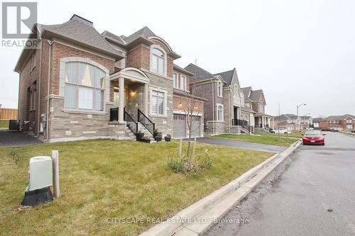 27 Valleywest Road, Brampton, ON - Outdoor With Facade