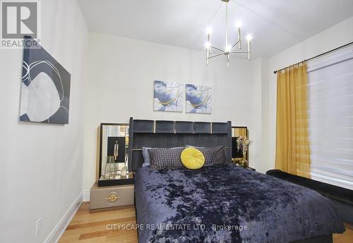 27 Valleywest Road, Brampton, ON - Indoor Photo Showing Bedroom