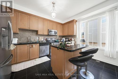 11 Cedar Lake Crescent, Brampton, ON - Indoor Photo Showing Kitchen With Stainless Steel Kitchen