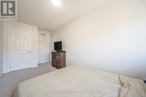 11 Cedar Lake Crescent, Brampton, ON - Indoor Photo Showing Bedroom