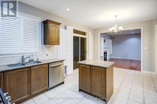 32 Riverglen Street, Brampton, ON - Indoor Photo Showing Kitchen With Double Sink