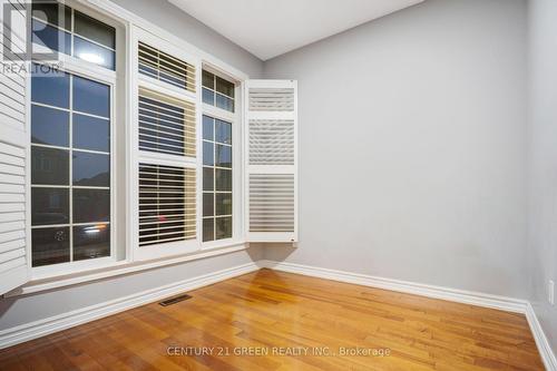 32 Riverglen Street, Brampton, ON - Indoor Photo Showing Other Room