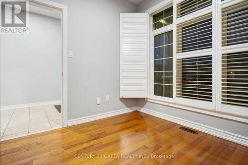 32 Riverglen Street, Brampton, ON - Indoor Photo Showing Other Room