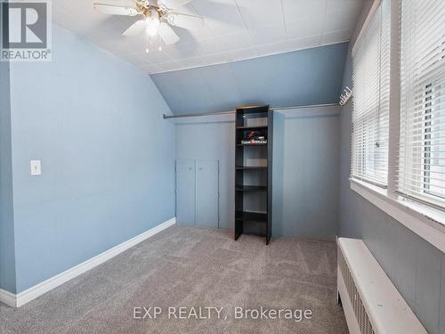 2 Alice Street, St. Catharines (452 - Haig), ON - Indoor Photo Showing Other Room