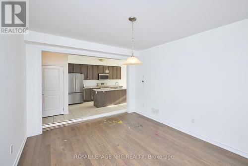 27 Beatty Avenue, Thorold (562 - Hurricane/Merrittville), ON - Indoor Photo Showing Kitchen