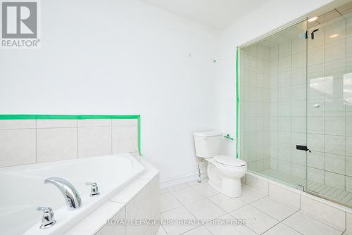 27 Beatty Avenue, Thorold (562 - Hurricane/Merrittville), ON - Indoor Photo Showing Bathroom