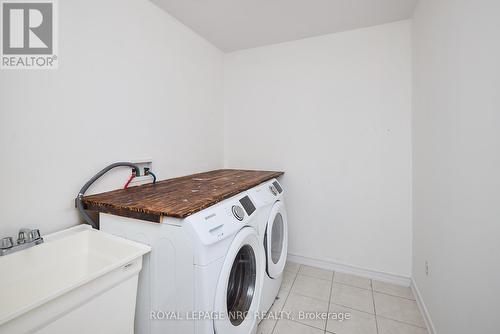 27 Beatty Avenue, Thorold (562 - Hurricane/Merrittville), ON - Indoor Photo Showing Laundry Room