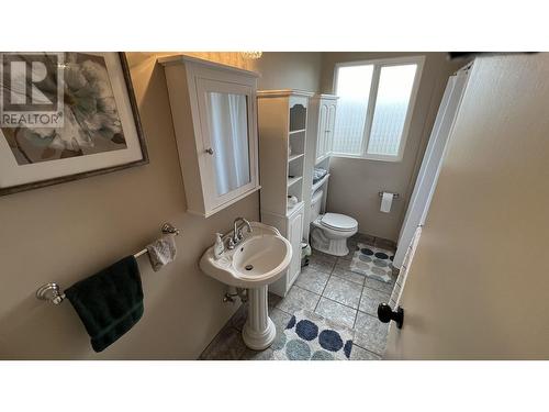 1800 W 2Nd Avenue, Prince Rupert, BC - Indoor Photo Showing Bathroom