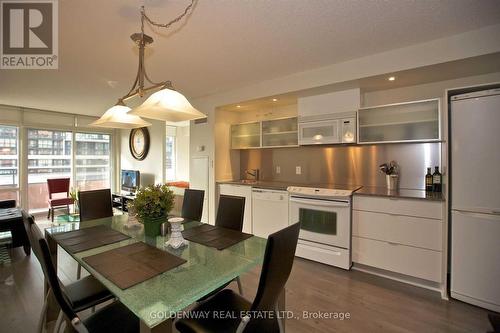 721 - 4K Spadina Avenue, Toronto, ON - Indoor Photo Showing Dining Room