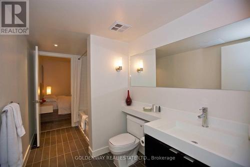 721 - 4K Spadina Avenue, Toronto, ON - Indoor Photo Showing Bathroom