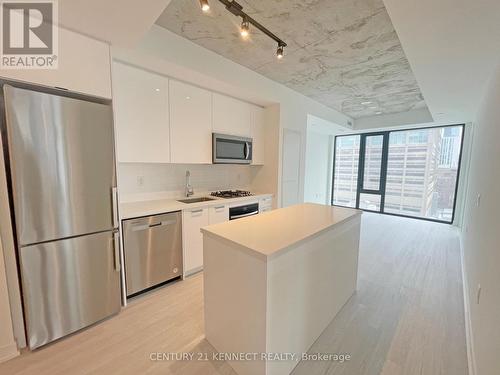 1310 - 195 Mccaul Street, Toronto, ON - Indoor Photo Showing Kitchen