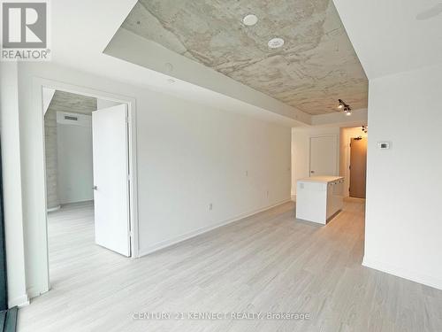 1310 - 195 Mccaul Street, Toronto, ON -  Photo Showing Other Room