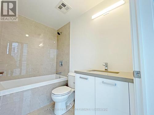 1310 - 195 Mccaul Street, Toronto, ON - Indoor Photo Showing Bathroom