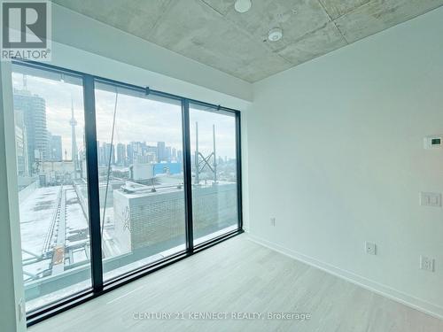 1310 - 195 Mccaul Street, Toronto, ON - Indoor Photo Showing Other Room