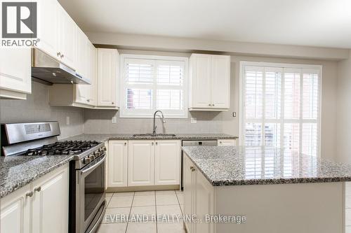 32 Harper-Hill Drive, Ajax, ON - Indoor Photo Showing Kitchen With Upgraded Kitchen