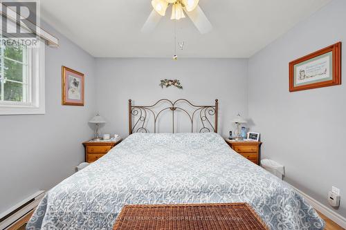 97 George Road, Georgina, ON - Indoor Photo Showing Bedroom