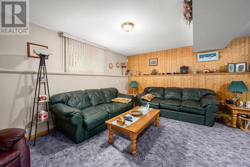 97 George Road, Georgina, ON - Indoor Photo Showing Living Room