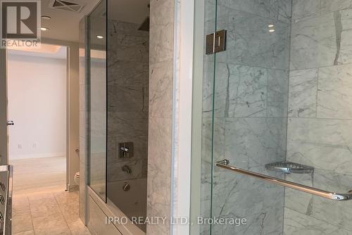 1303 - 90 Park Lawn Drive, Toronto, ON - Indoor Photo Showing Bathroom