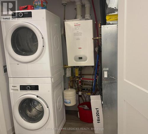 310 - 110 Fergus Avenue, Kitchener, ON - Indoor Photo Showing Laundry Room