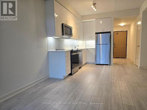 2001 - 4955 Yonge Street, Toronto, ON - Indoor Photo Showing Kitchen With Stainless Steel Kitchen