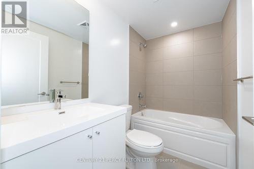 1114 - 2545 Simcoe Street N, Oshawa, ON - Indoor Photo Showing Bathroom