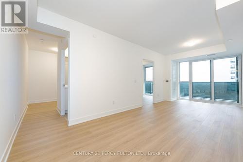 1114 - 2545 Simcoe Street N, Oshawa, ON - Indoor Photo Showing Other Room