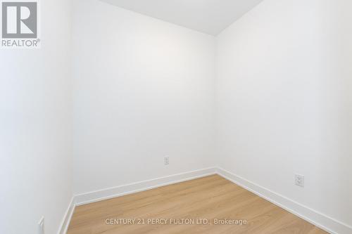 1114 - 2545 Simcoe Street N, Oshawa, ON - Indoor Photo Showing Other Room