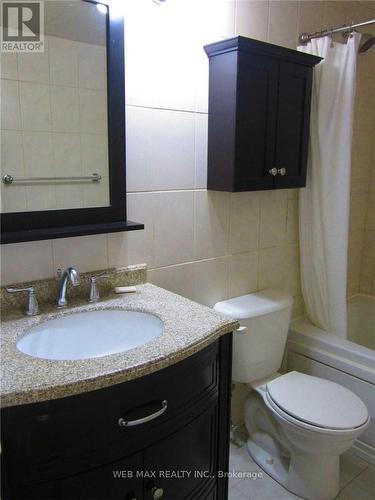 1815 - 360 Ridelle Avenue, Toronto, ON - Indoor Photo Showing Bathroom