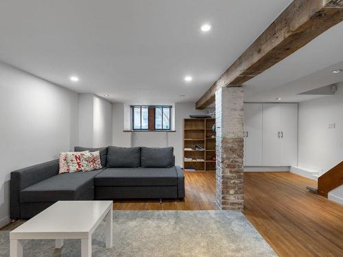 Salle familiale - 5159 Rue Hutchison, Montréal (Le Plateau-Mont-Royal), QC 