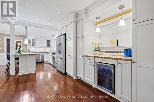 Main - 88 Tennessee Avenue, Port Colborne (878 - Sugarloaf), ON - Indoor Photo Showing Kitchen With Upgraded Kitchen