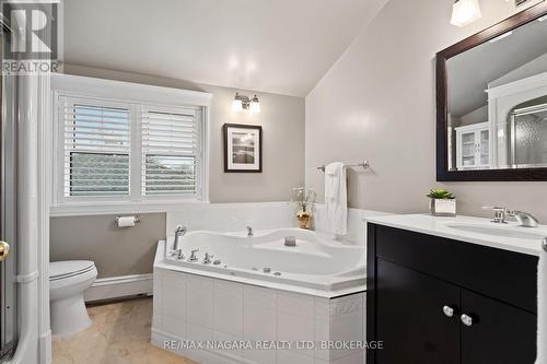 Main - 88 Tennessee Avenue, Port Colborne (878 - Sugarloaf), ON - Indoor Photo Showing Bathroom