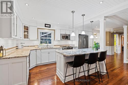 Main - 88 Tennessee Avenue, Port Colborne (878 - Sugarloaf), ON - Indoor Photo Showing Kitchen With Double Sink With Upgraded Kitchen