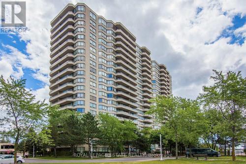 878 - 1 Greystone Walk Drive, Toronto, ON - Outdoor With Balcony With Facade