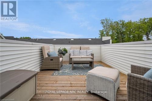 2 Hilda Street, Welland (767 - N. Welland), ON - Outdoor With Deck Patio Veranda With Exterior