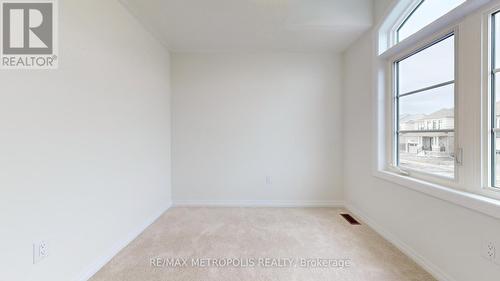 135 Flood Avenue, Clarington, ON - Indoor Photo Showing Other Room