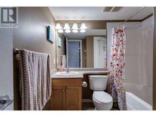 260 Franklyn Road Unit# 113, Kelowna, BC - Indoor Photo Showing Bathroom