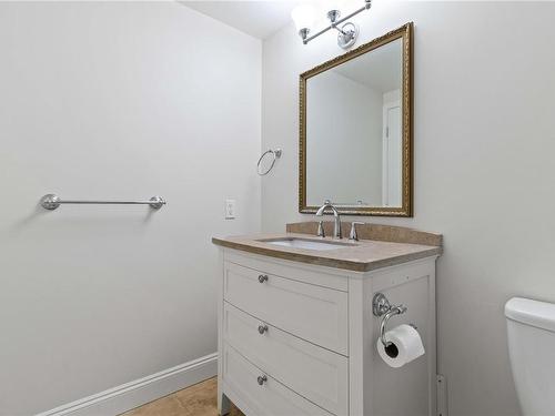 206C-4678 Elk Lake Dr, Saanich, BC - Indoor Photo Showing Bathroom