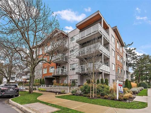 309-9861 Third St, Sidney, BC - Outdoor With Balcony With Facade