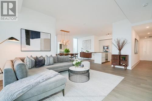 1002 - 128 Pears Avenue, Toronto, ON - Indoor Photo Showing Living Room