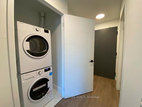 1109-308 Jarvis St, Toronto, ON - Indoor Photo Showing Laundry Room