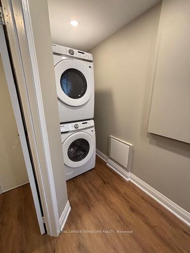 65-5335 Glen Erin Dr, Mississauga, ON - Indoor Photo Showing Laundry Room