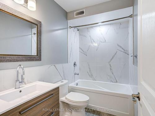 Main-250 Nairn Ave, Toronto, ON - Indoor Photo Showing Bathroom