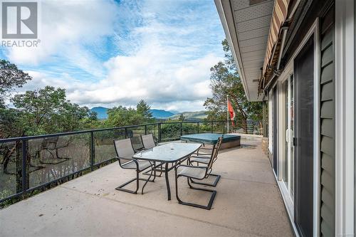 1158 Kathleen Dr, Duncan, BC - Outdoor With Exterior